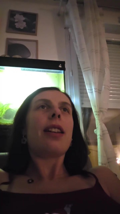 Chachou444 live cam on Cam4