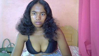 Chaitee live cam on Cam4