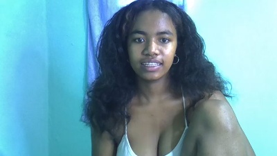 Chaitee live cam on Cam4