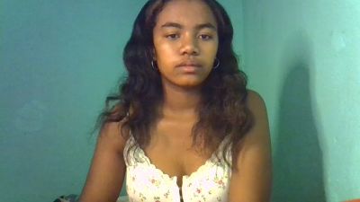 Chaitee live cam on Cam4