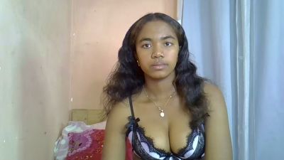 Chaitee live cam on Cam4