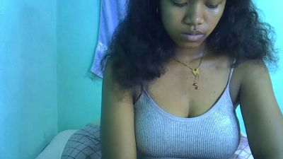 Chaitee live cam on Cam4