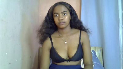 Chaitee live cam on Cam4