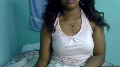 Chaitee live cam on Cam4
