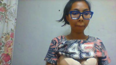 Chanaya007 live cam on Cam4