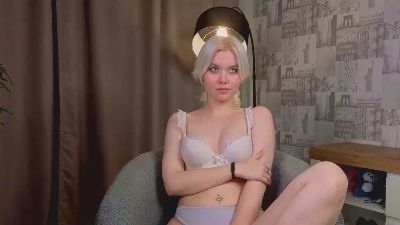 ChanelPander live cam on Cam4