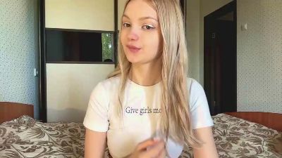 ChanelViivi live cam on Cam4