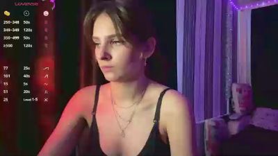 ChanelleHosein live cam on Cam4