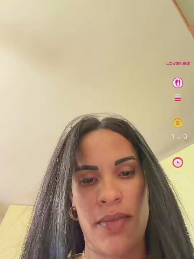 Chanelsexi live cam on Cam4