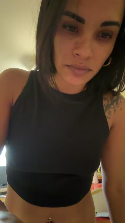 Chanelsexi live cam on Cam4
