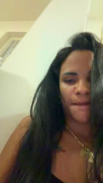 Chanelsexi live cam on Cam4