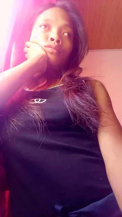 Chanttyh live cam on Cam4