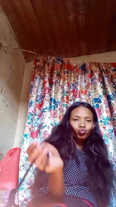 Chanttyh live cam on Cam4