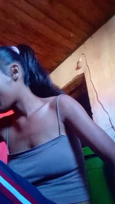 Chanttyh live cam on Cam4