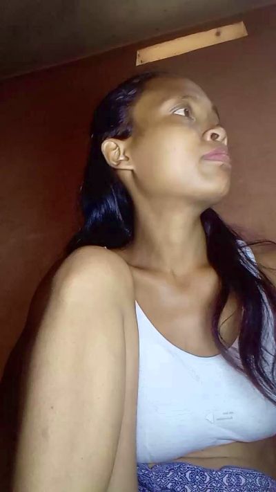 Chanttyh live cam on Cam4