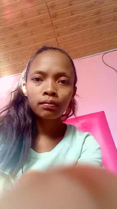 Chanttyh live cam on Cam4