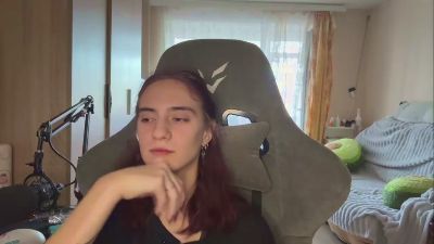 CharaShima live cam on Cam4