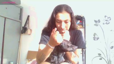 Charis_21 live cam on Cam4