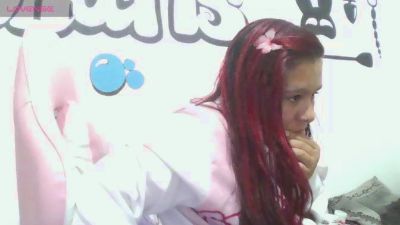 Charis_21 live cam on Cam4