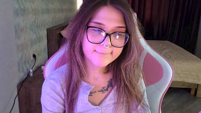 CharissaCommon live cam on Cam4