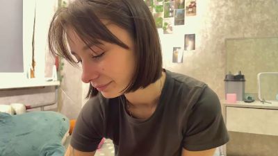 CharitaAndris live cam on Cam4