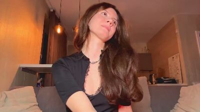 CharlaZapato live cam on Cam4