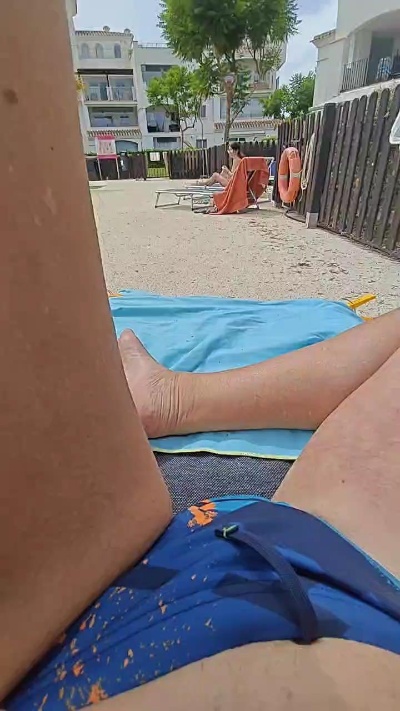 Charli1958 live cam on Cam4