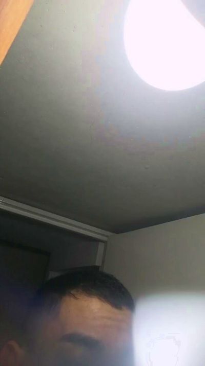 Charliem97 live cam on Cam4