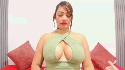 Charlize_anisto live cam on Cam4