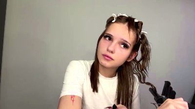 CharlottCuti live cam on Cam4
