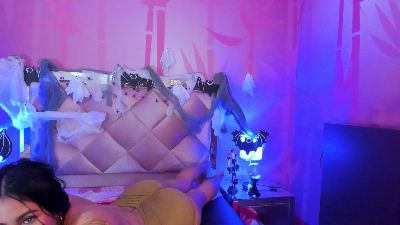 CharlotteBenner live cam on Cam4