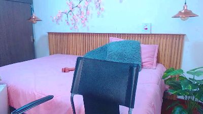 CharlottheEvans live cam on Cam4
