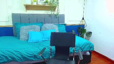 CharlottheEvans live cam on Cam4
