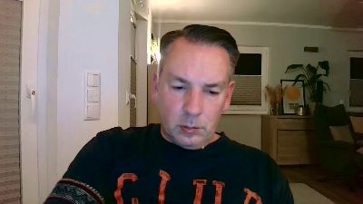 Charly_44444 live cam on Cam4
