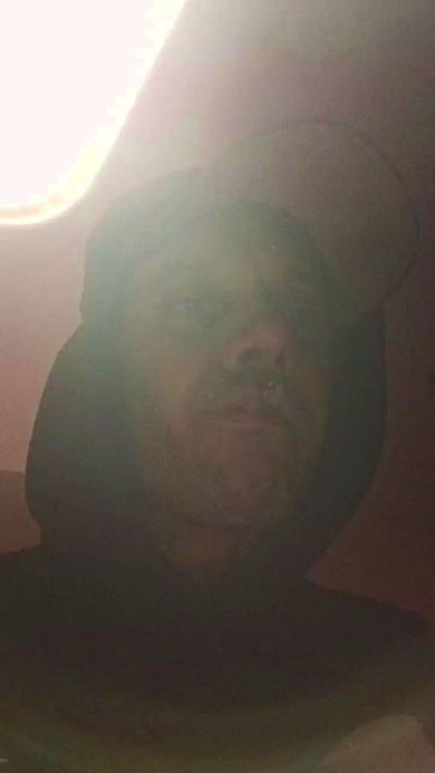 Charlybrown44 live cam on Cam4