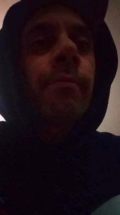 Charlybrown44 live cam on Cam4
