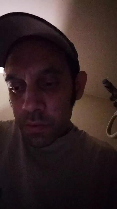 Charlybrown44 live cam on Cam4