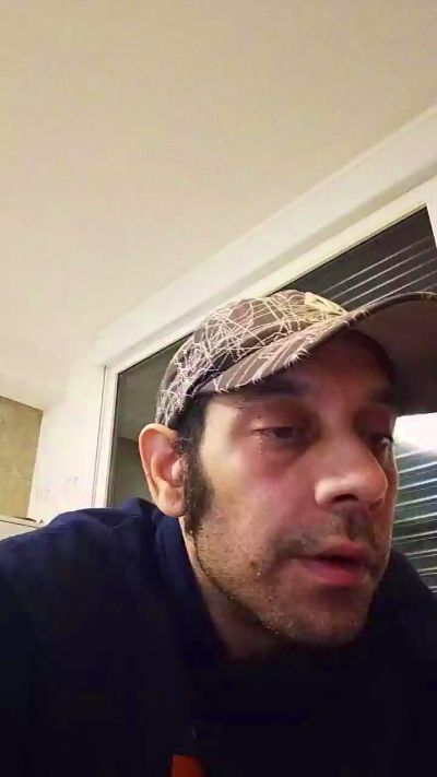 Charlybrown44 live cam on Cam4