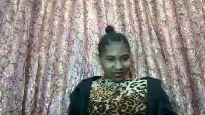 Charmeliesexy live cam on Cam4