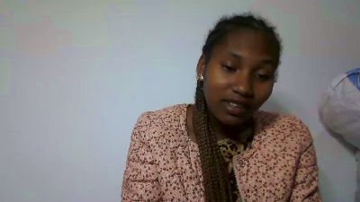 Charmeliesexy live cam on Cam4