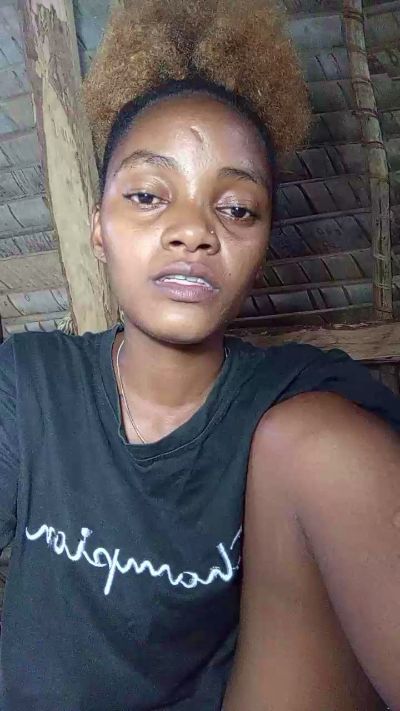 Profile and Statistics for Charminah501 on Cam4