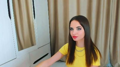 CharmingVixeny live cam on Cam4