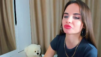 CharmingVixeny live cam on Cam4