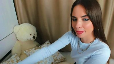 CharmingVixeny live cam on Cam4
