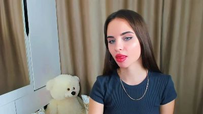 CharmingVixeny live cam on Cam4