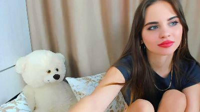 CharmingVixeny live cam on Cam4