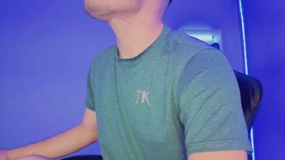 ChaseBennett live cam on Cam4