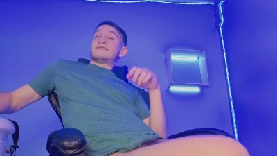 ChaseBennett live cam on Cam4