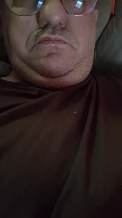 Chaud209 live cam on Cam4