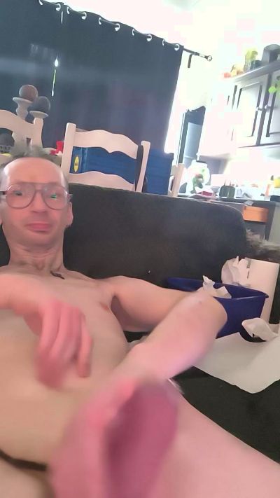 Chaudkoala live cam on Cam4